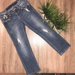 LA Idol Distressed Capri Jeans